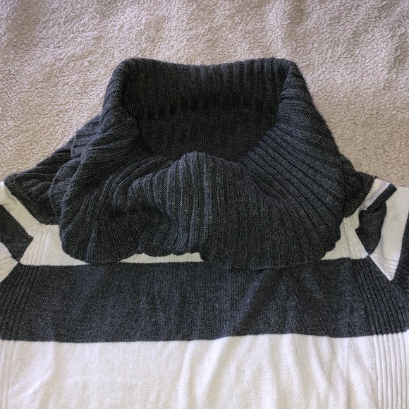 Express sweater - Picture 5 of 7